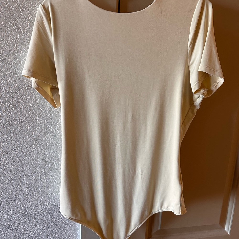 Express Stretchy pale yellow bodysuit